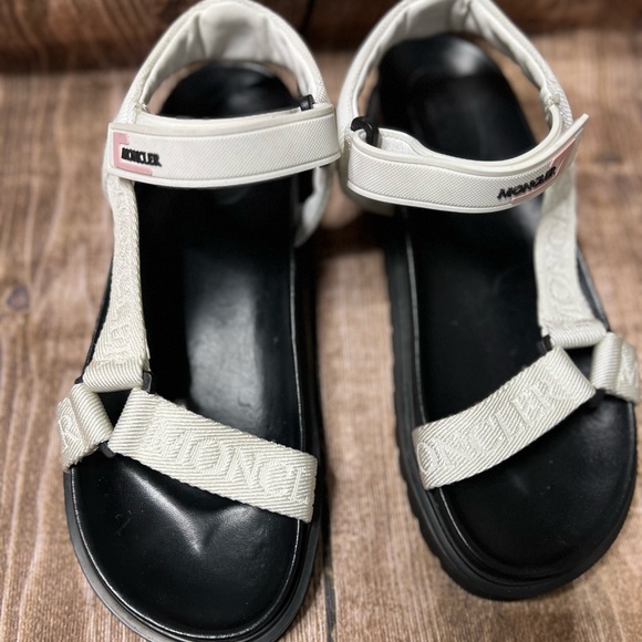 Moncler Sandals - Picture 1 of 10